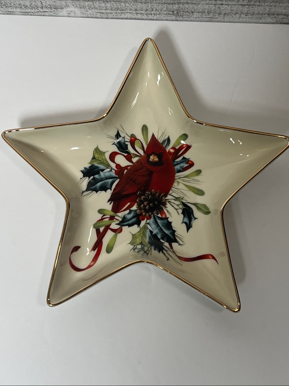 Lenox Winter Greetings Cardinal Star Dish American Home Collection Gold Trim